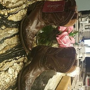 Lucchese womens boots